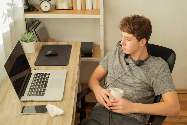 11 Online Tools for Working from Home Stress-Free